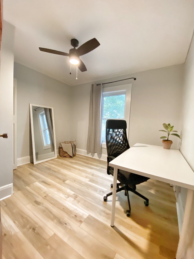 Fully Furnished Executive 2 Bedroom Short Term Rentals Windsor