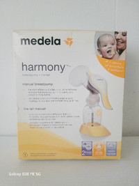 Medela  Harmony Manual Breast Pump 