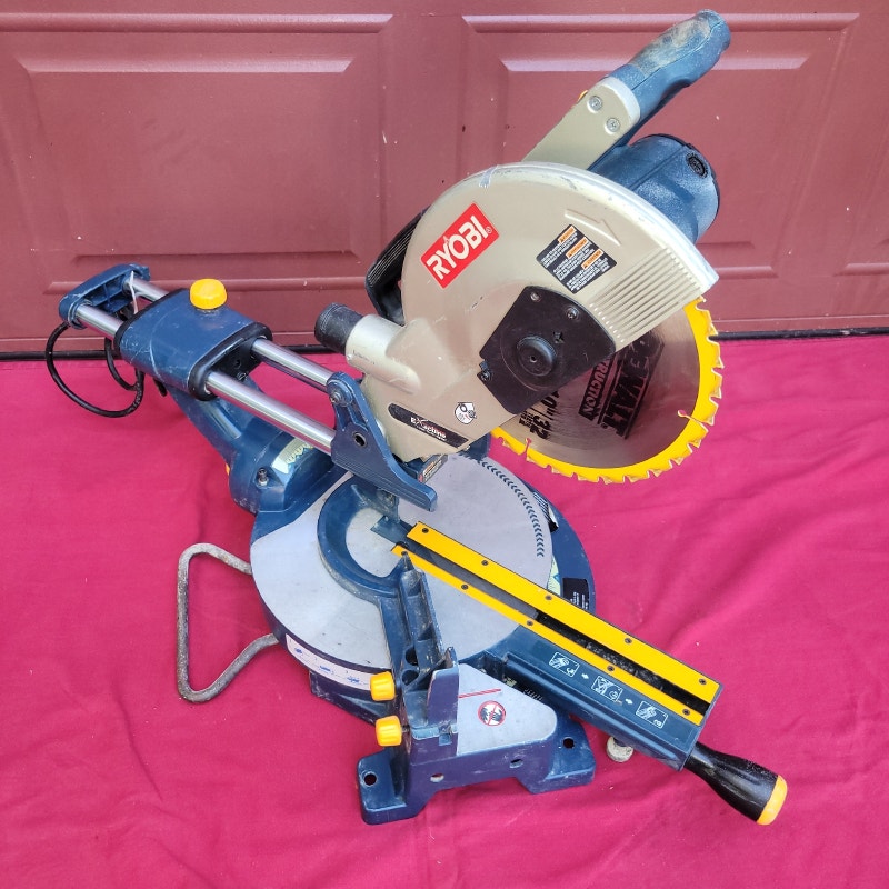 RYOBI Sliding Miter Saw Power Tools Markham / York Region Kijiji