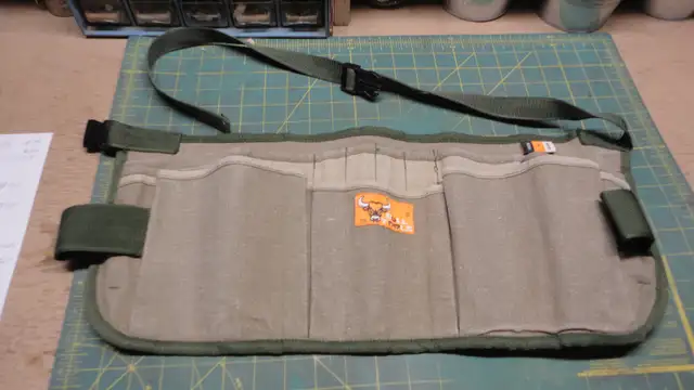 Bull Tools Canvas Gardening Tool Pouch - Multi Compartment in Hand Tools in Ottawa - Image 2