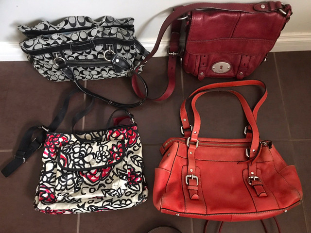 Variety of Purses in Women's - Bags & Wallets in Calgary - Image 4