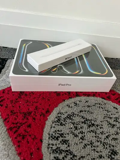 iPad Pro m4 11inch / Apple Pencil bundle, View more