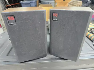 WOW! This is a PAIR (2) of CELESTION DITTON Model 100 40W STEREO BOOKSHELF SPEAKERS, See all photos....