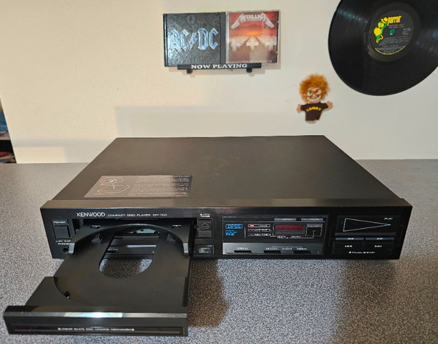 Kenwood Single Disc CD player in Stereo Systems & Home Theatre in City of Halifax - Image 3