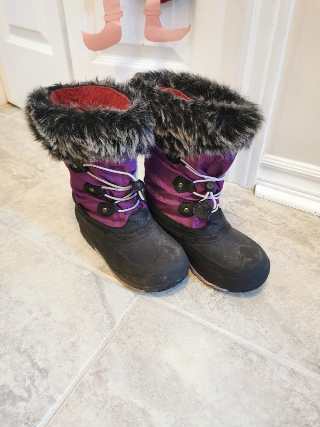 Kamik kids winter snow boots size 2 in Kids & Youth in London