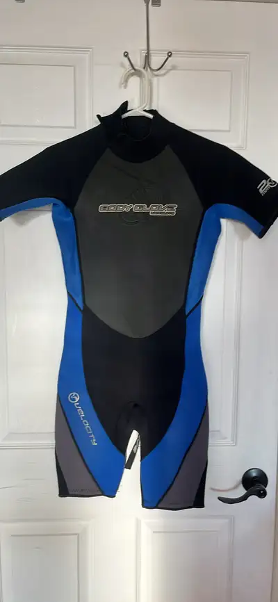 Body Glove wetsuit youth size 14, View more
