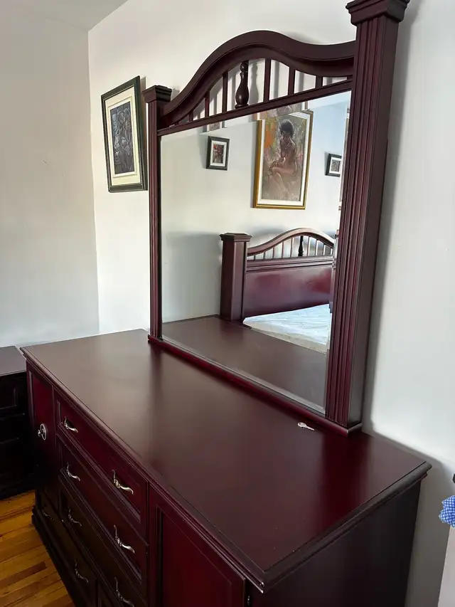 Ensemble de chambre à coucher in Multi-item in Laval / North Shore - Image 4