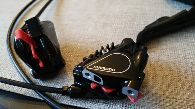 Shimano Tiagra Bike 2x10 Speed STI Shifters Hydraulic Disc Brake in Frames & Parts in City of Toronto - Image 4