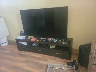 65" LG TV 8K, View more