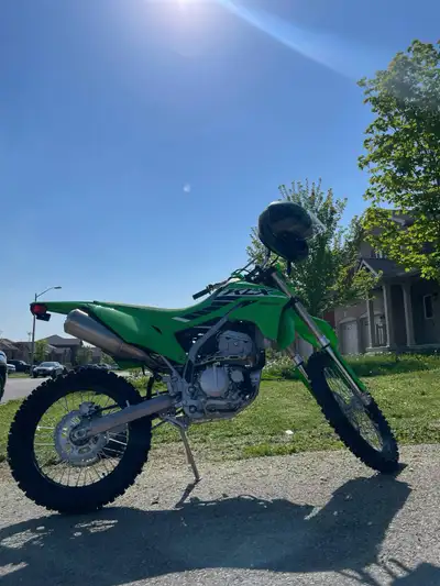 2025 klx300r -has owner ship and a lein on it . - NO ITS NOT STOLEN . only 3 hours on it tops. Don’t...