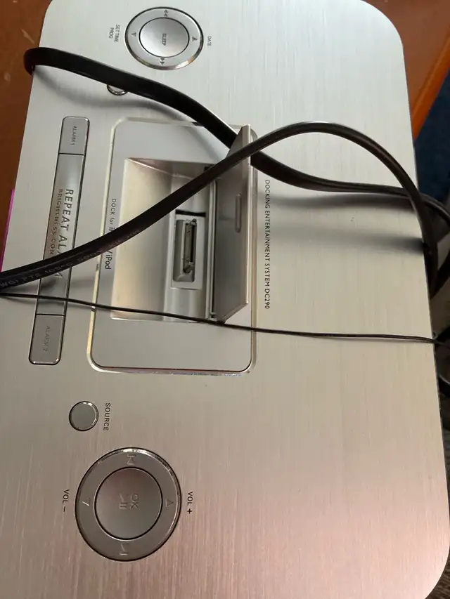 Philips DC290 Docking Entertainment System