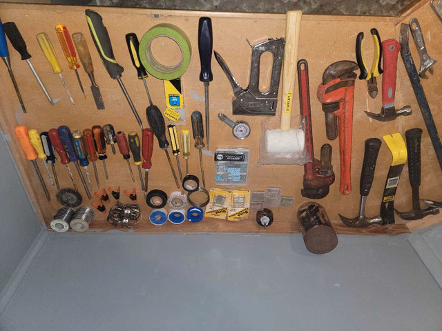 Lot of Mixed tools in Hand Tools in Calgary