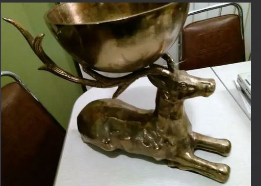 Buck Bowl Solid Brass-NEW-10Lbs.India-16x9.5x14.5 in Arts & Collectibles in City of Toronto - Image 2