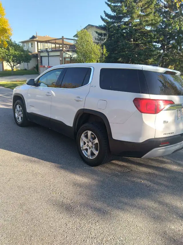 2017 Acadia SLE AWD571517050857072645