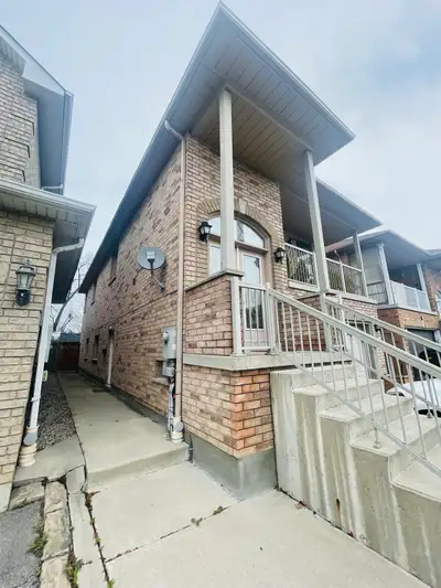 ✨ Well-Maintained Executive-Style 2-Bedroom Unit for Rent – Maple (Blackthorn Dr., L6A 3N5) Availabl...