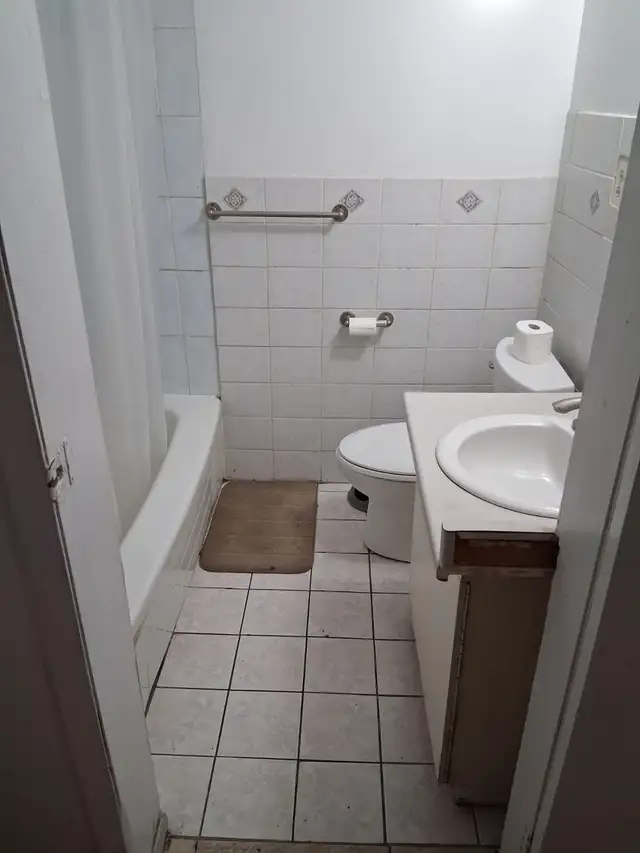 One Bachelor Bedroom Basement Apartment Available In Malton NOW! in Long Term Rentals in Mississauga / Peel Region - Image 5