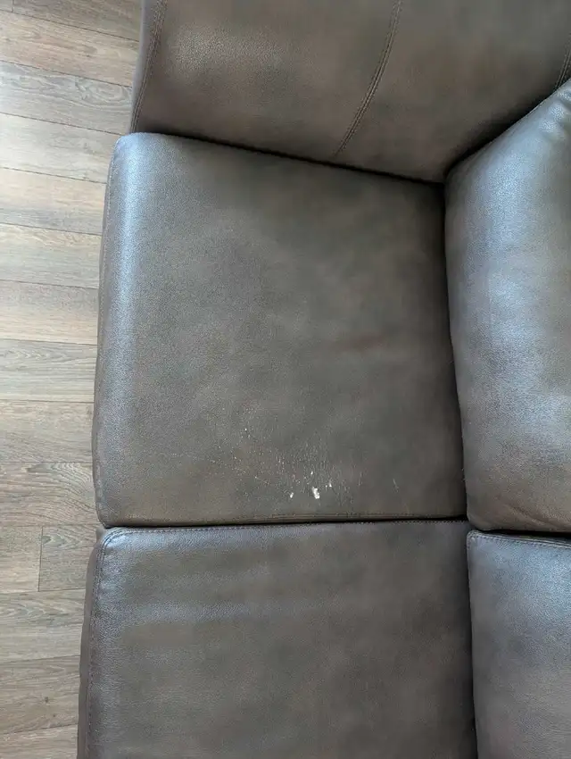 Bonded leather couch in Couches & Futons in Dartmouth - Image 3