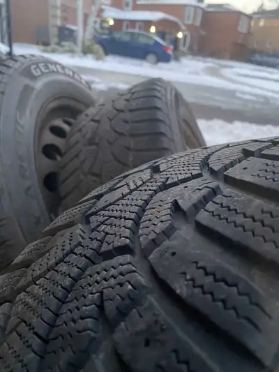 Set of 4 - 205/55/16 General Altimax Arctic winter tires with very good tread. Came off a VW, 5x100...