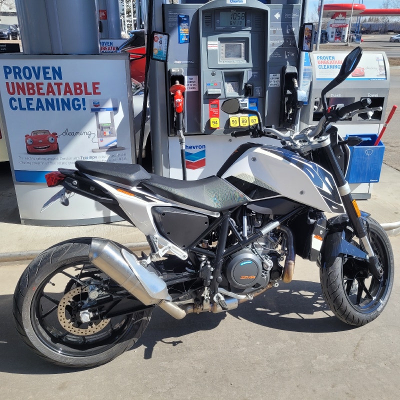 2018 690 ktm duke Sport Bikes Edmonton Kijiji