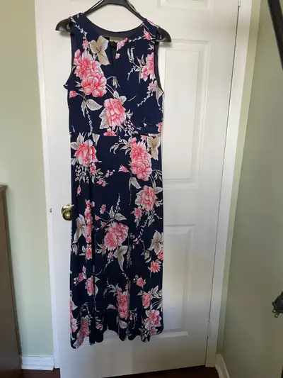 Elegant, long LAURA dress – XL -for any celebration, View more