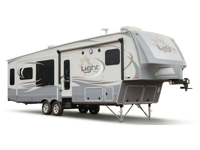 2017 Highland Ridge RV Light 295FBH dans Caravanes classiques  à Ville de Montréal