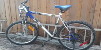 26"wheel,21 speeds,front suspension ,working well overall
