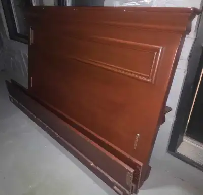 Lit en bois prix négociable, View more