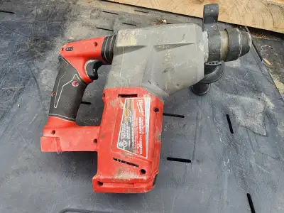 Milwaukee 1" (25mm) SDS Plus Rotary Hammer Drill Model 2712-20, View more