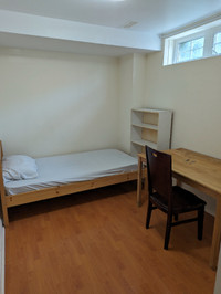 Bright Furnished Room with Parking @York University Village