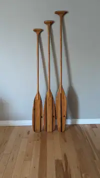 Canoe paddles 