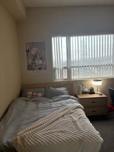 West Village Suites Lease Takeover ‼️ 1 bedroom available in a 5 bedroom unit from May 2026- August...