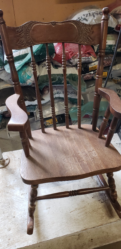Vintage Childs Rocking Chair in Chairs & Recliners in Renfrew