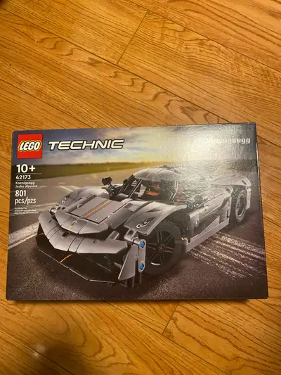 For sale is a LEGO Technic Koenigsegg Jesko Absolut (set 42173). • ✔ Brand new, never opened • ✔ Sea...