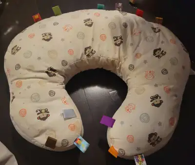 Breastfeeding pillow , View more