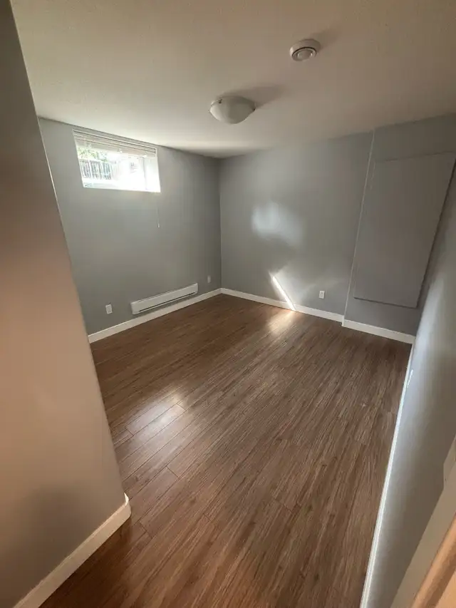 ✨ Legal Basement Suite for Rent – Stonebridge ✨63235094645121124