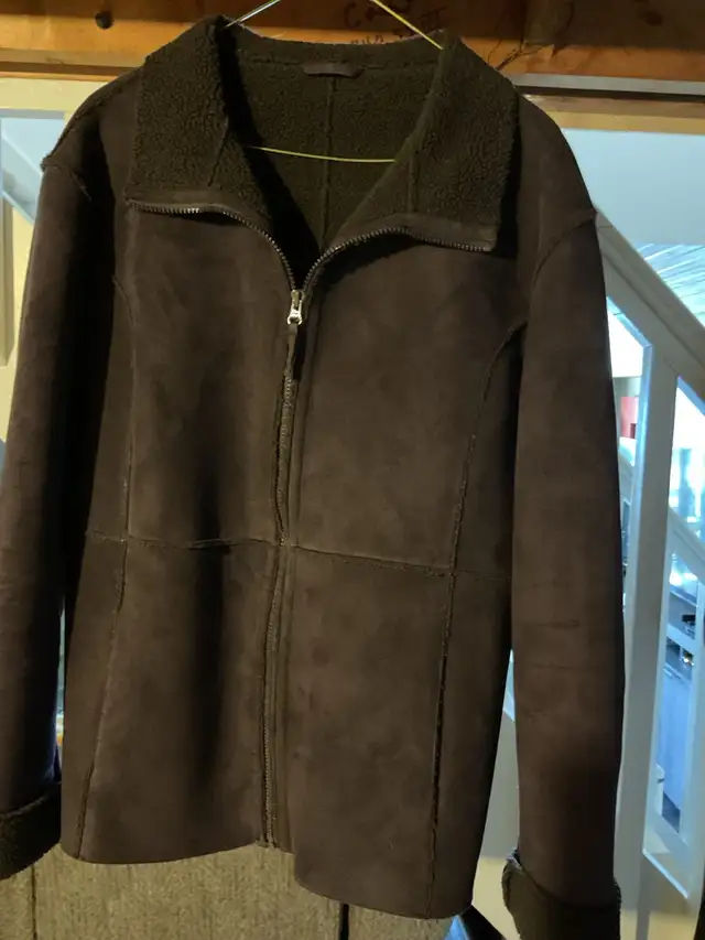 Fall jacket  in Women's - Tops & Outerwear in Muskoka - Image 2