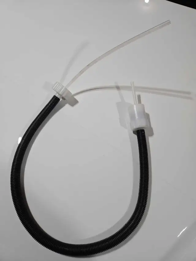 DEF fluid adapter 
