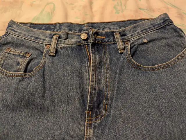 Gap Denim Jeans 10x32, downtown Toronto.  in Women's - Bottoms in City of Toronto - Image 4