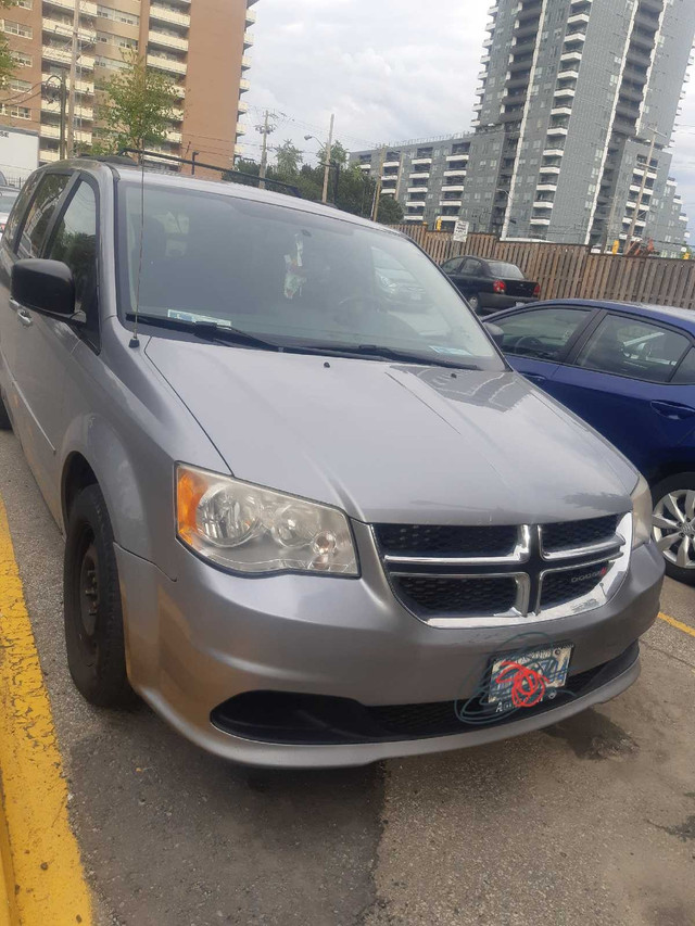2013 Dodge Grand caravan excellent condition,  Stow & GO in Cars & Trucks in City of Toronto