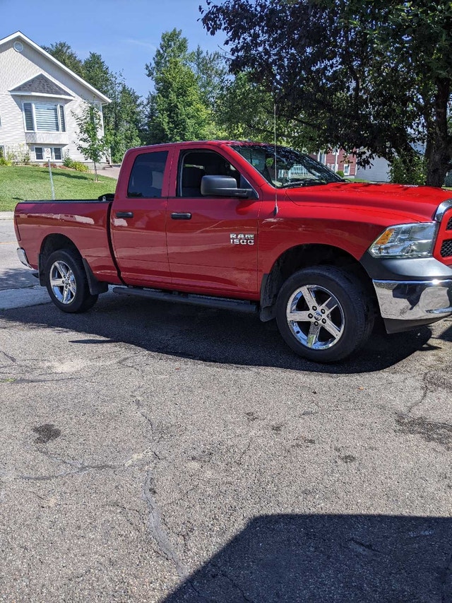 Dodge Ram 2016 en parfaite condition — photo 2