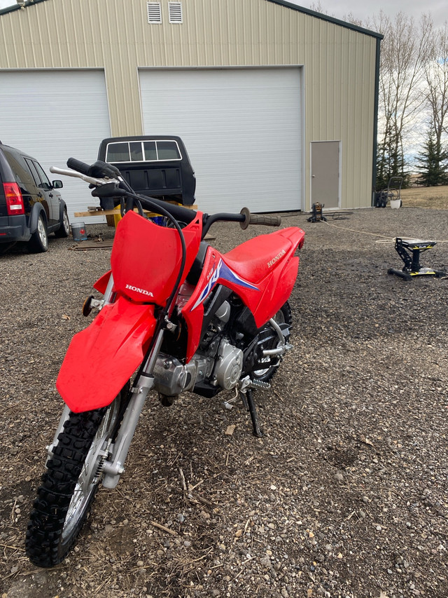 2022 Honda crf110f in Dirt Bikes & Motocross in Calgary - Image 4