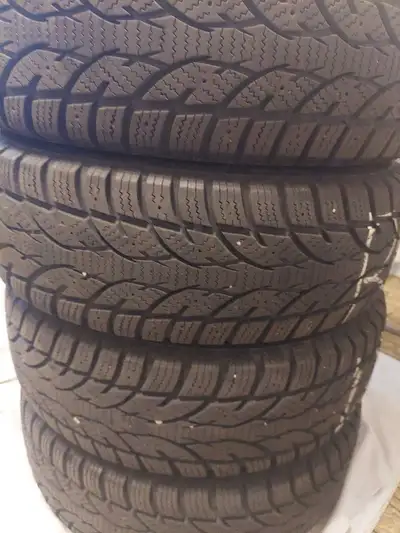 Winter Tires on rims great shape 70% thread .185 65 15
