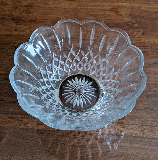 Shannon Crystal Bowl in Kitchen & Dining Wares in Gatineau - Image 2