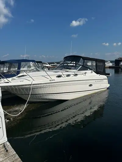 2003 Regal 2765 Commodore. Boat is in great shape for its age. Everything works great! Rare boat wit...