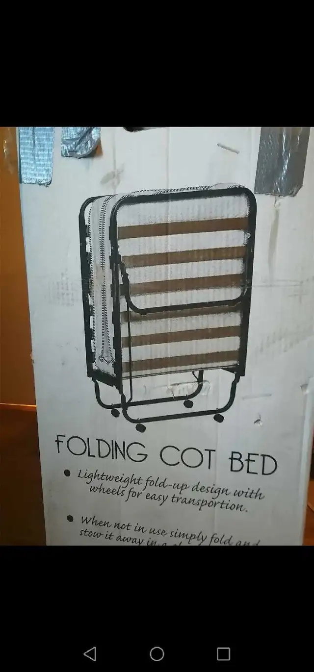 Folding Cot bed/lit pliant in Beds & Mattresses in City of Montréal - Image 4