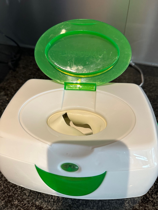 Munchkin wipes warmer in Bathing & Changing in Mississauga / Peel Region - Image 3