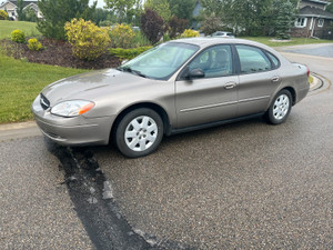 2002 Ford Taurus