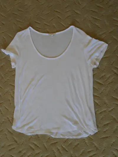 Women's Aritzia Clothing, View more