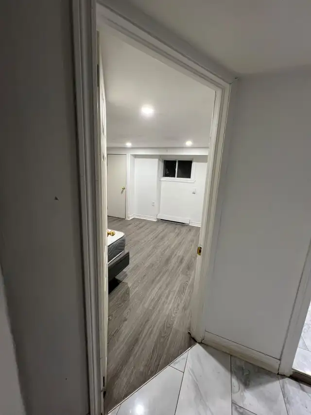 Chambre Privé \ Private Room -  Full house \ Maison in Room Rentals & Roommates in City of Montréal - Image 2