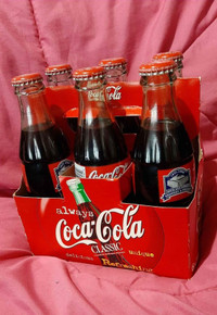 Coca-Cola Vintage bottles - Maple Leaf Gardens Final game.